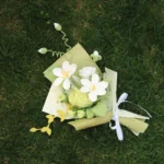 White and Green Crochet Flower Bouquet - photo 2