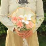 Traditional Bridal Flower Fan - photo 3