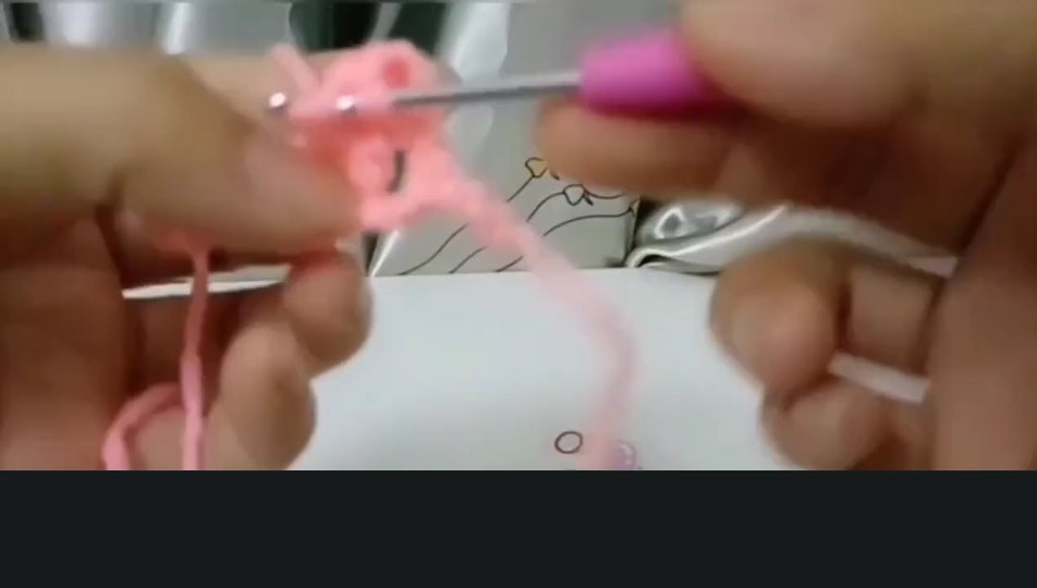 Splitting and joining stitches — tutorial video frame
