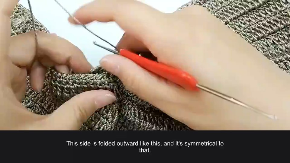 Shoulder bag construction — section 8 — tutorial video frame