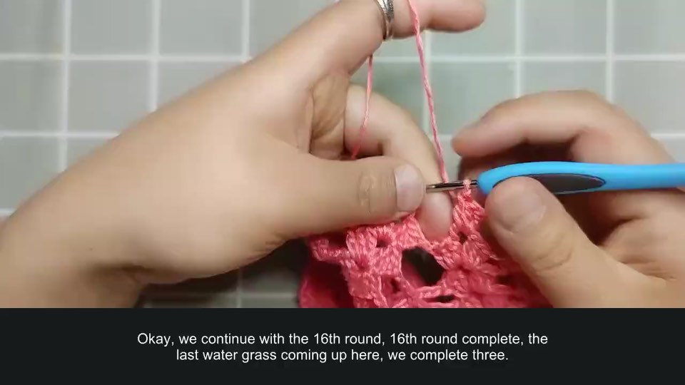 Pineapple-stitch sweater — repeat section — tutorial video frame