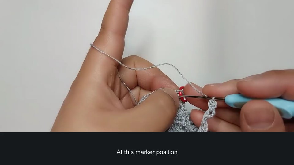 Lace sweater — section 16 — tutorial video frame